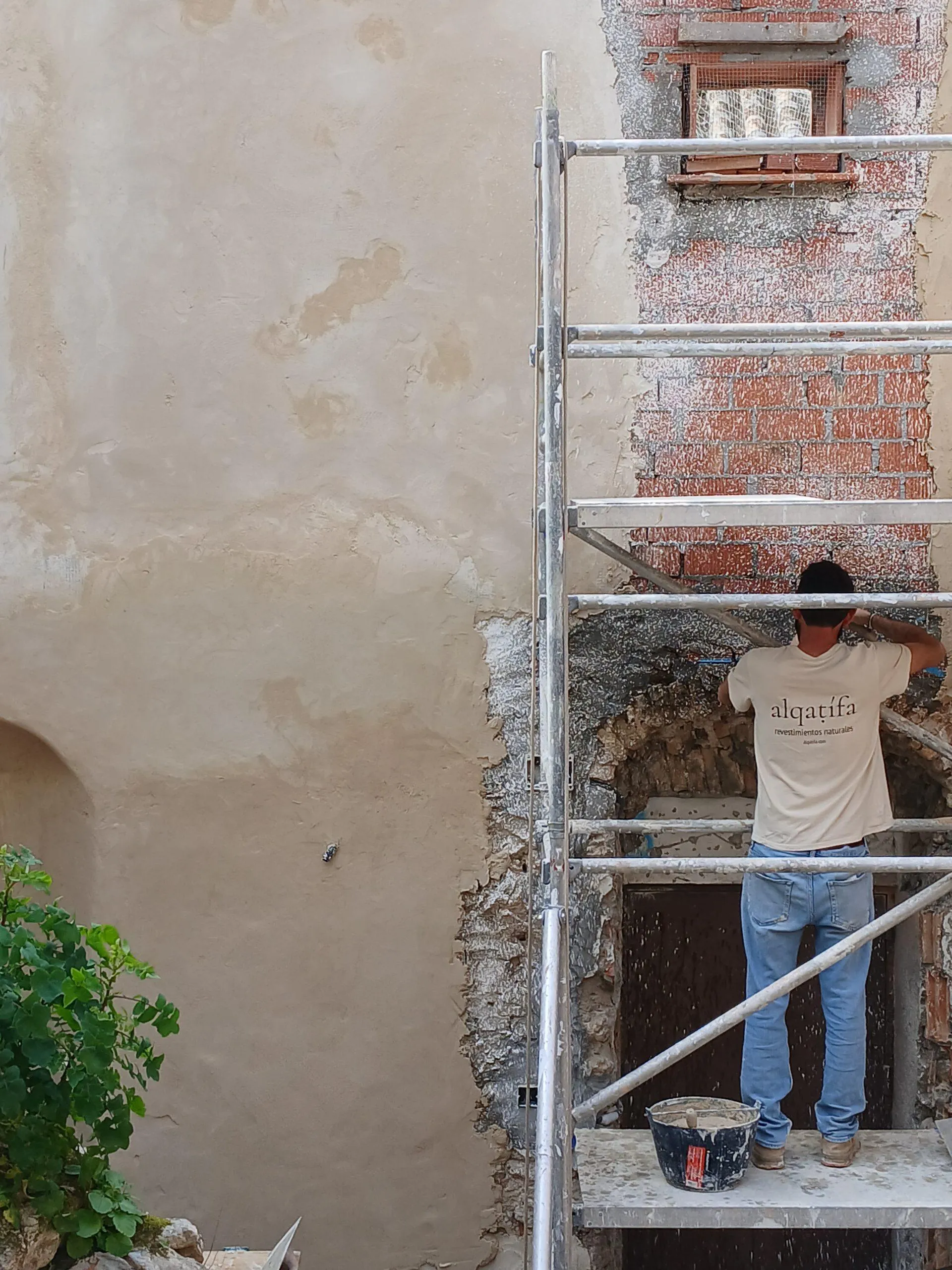 Artesanía en materiales naturales a medida